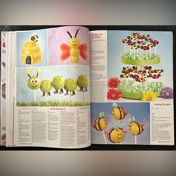 Wilton-Pops!-Sweets on a Stick Book - Picture 9 of 11